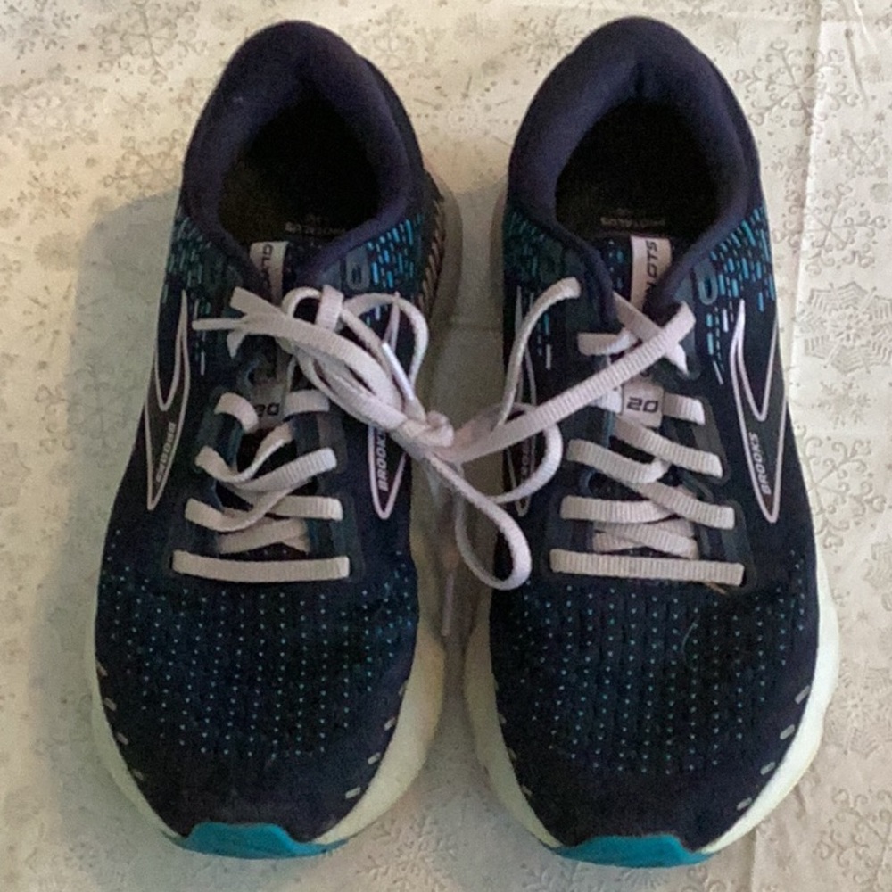 Brooks shoes